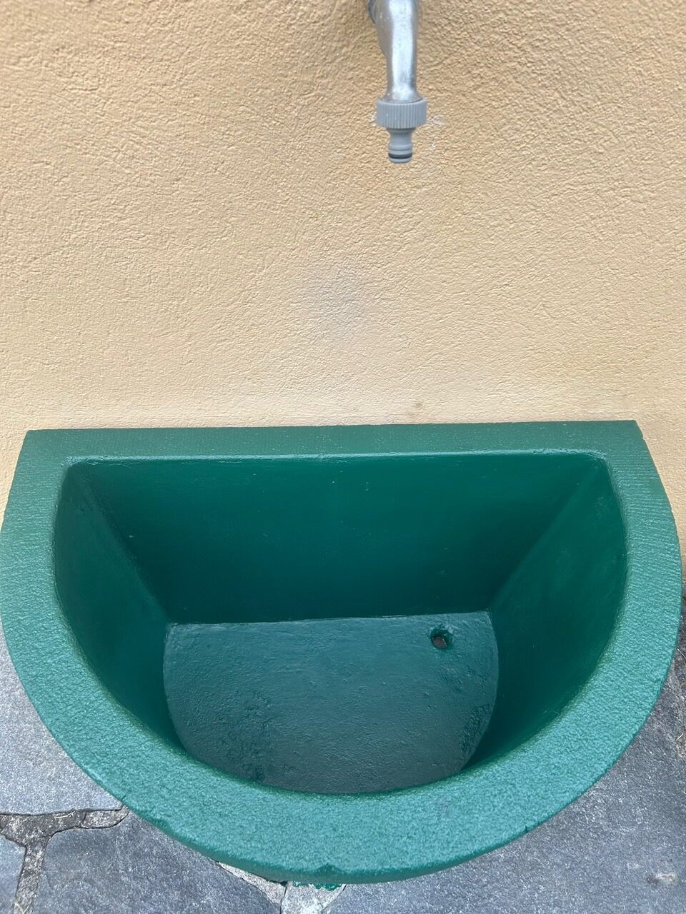 Lavadero de jardín renovado visto desde arriba